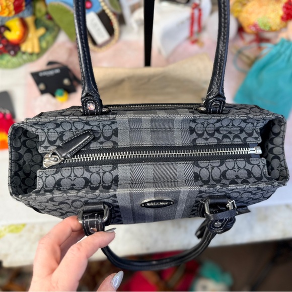 Coach Legacy Signature Stripe Candace Carryall - Picture 6 of 12